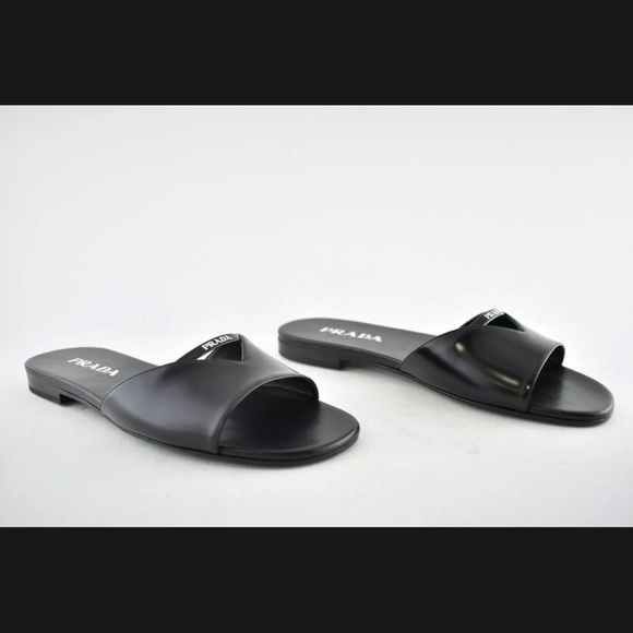 !SOLD! Prada Triangle Logo Strap Black Leather White Slide Sandal Flip Flop 37.5 - Picture 3 of 8